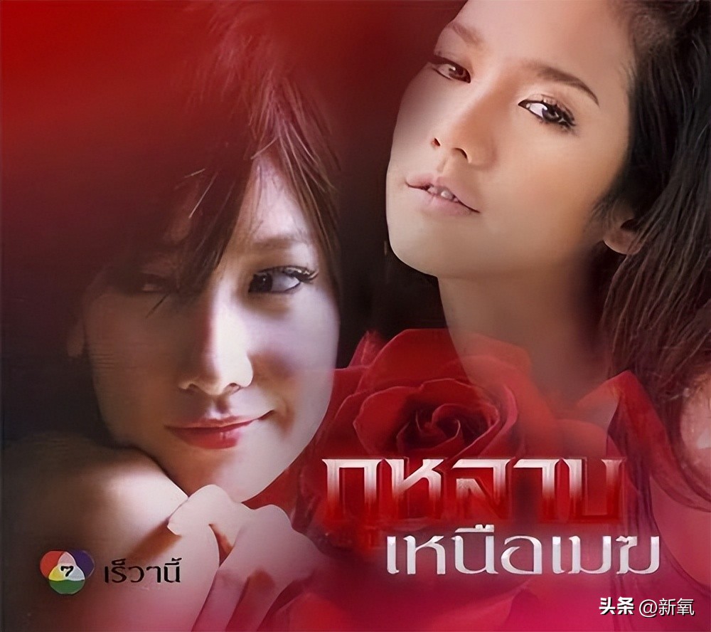 出道幻视Lisa后期艳过AB，为什么这张脸怎么折腾都好看啊…