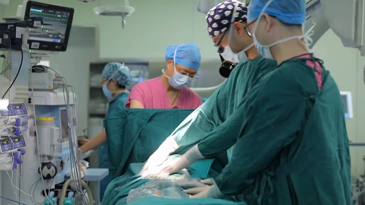 心脏发育畸形,九岁男孩经历四次心脏手术