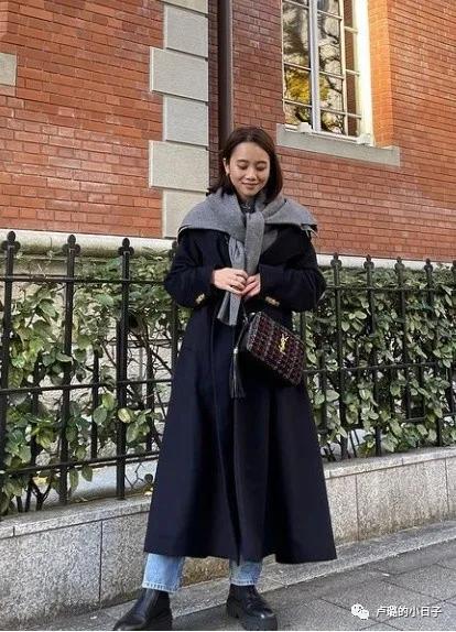 小个子穿大衣的长度到哪里最适合,小个子大衣应该穿到哪个位置合适