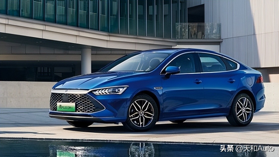 20万以内0-100加速最快的新能源车,20万左右加速最快的豪华中型车