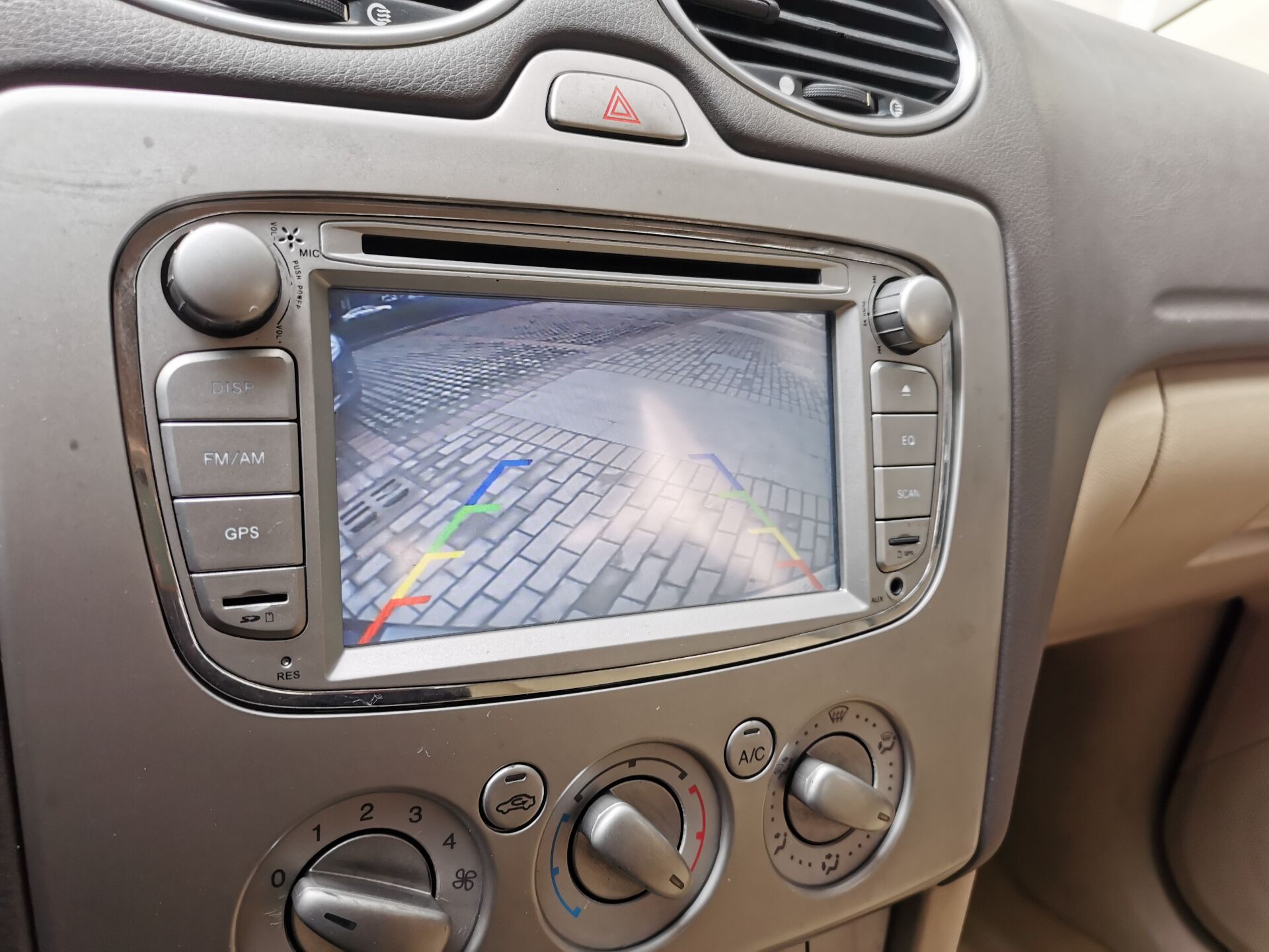 一万多新款福克斯,一万多福特福克斯自动挡