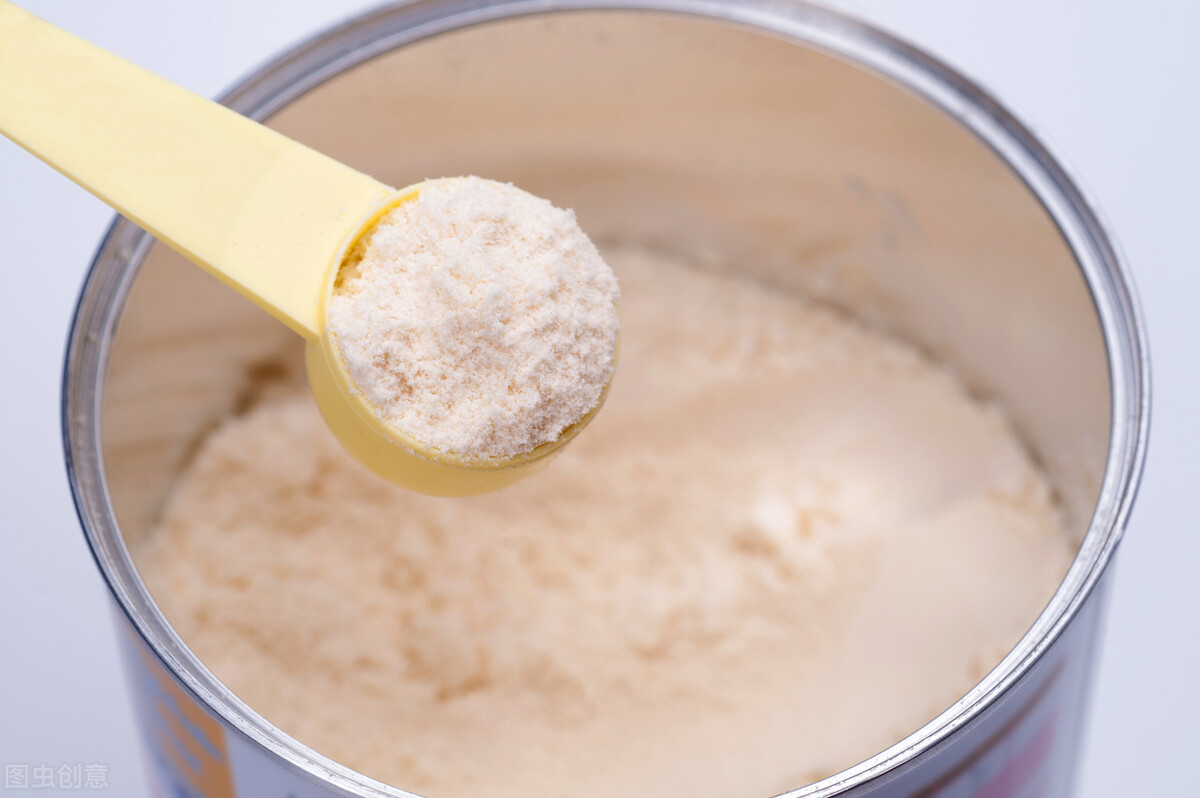 五个月宝宝喝奶粉大便绿色正常吗,水解奶粉宝宝大便为什么是绿色的