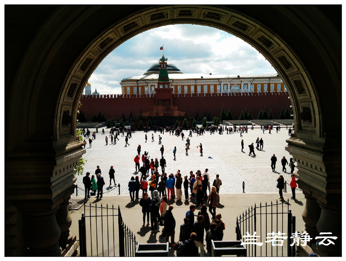俄罗斯有名的商场有哪些,莫斯科古姆百货地址