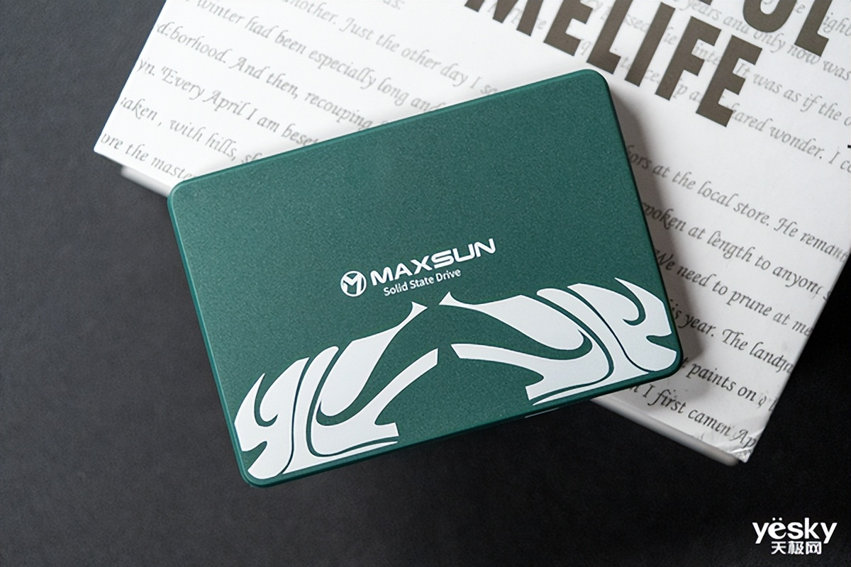 寰堜究瀹滅殑ssd鏄亣鐨勫悧,濂界湅渚垮疁鐨剆sg鐨偆