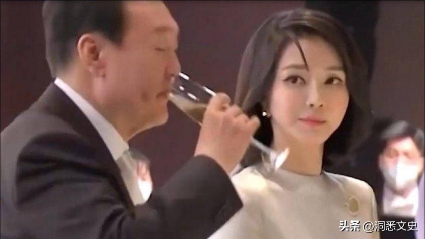 韩国第一夫人金建希体重身高,韩国第一夫人金建希家世如何