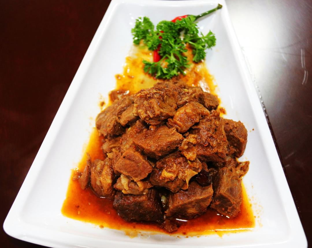 新春走基层美食,新春走基层农家年货中的幸福感