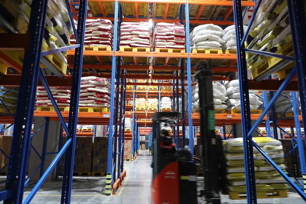 东风小霸王w15厢货最新款价格,东风小霸王w15汽油版排半厢货价格