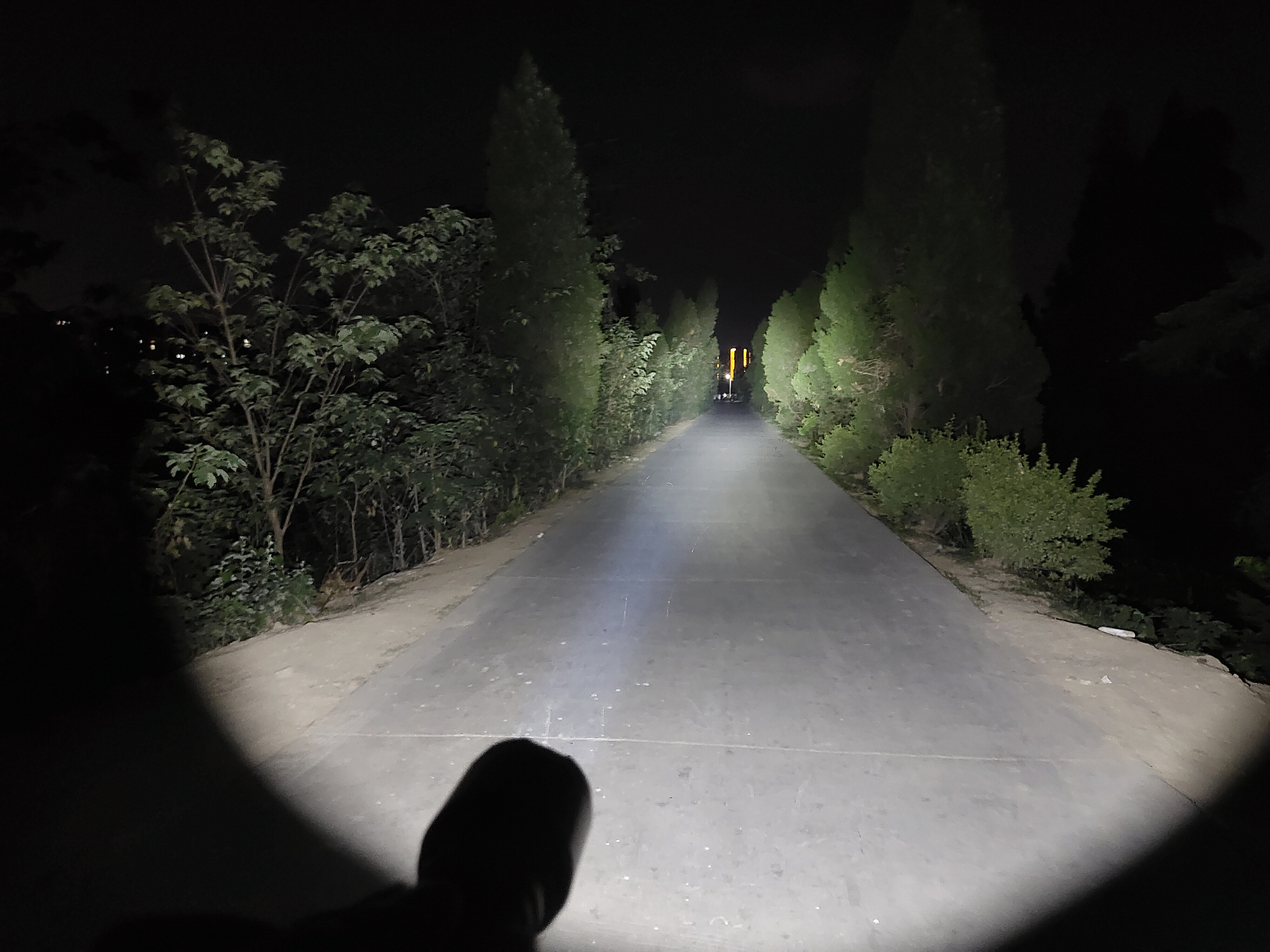 稳定高效,强光压制!Fenix菲尼克斯TK22TAC双模式战术手电体验