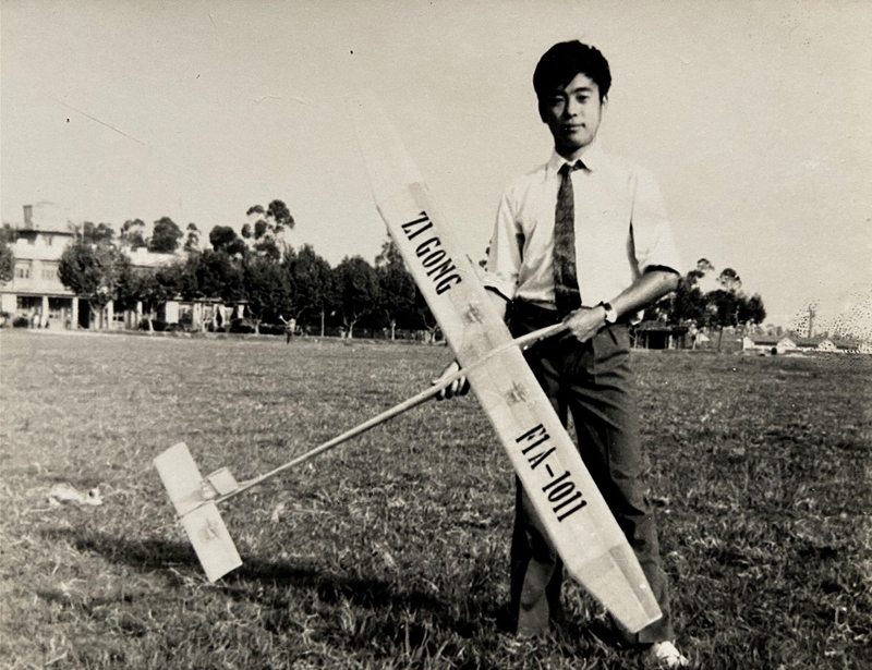 80年代小飞机目击者为什么是儿童,8090童年神秘小飞机照片