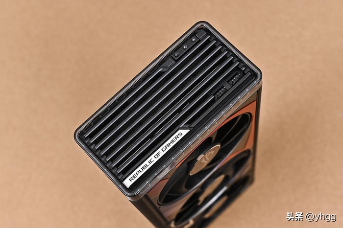 黑金全塔海景房——ROGZ790HERO+4080猛禽+追风者NV7装机展示