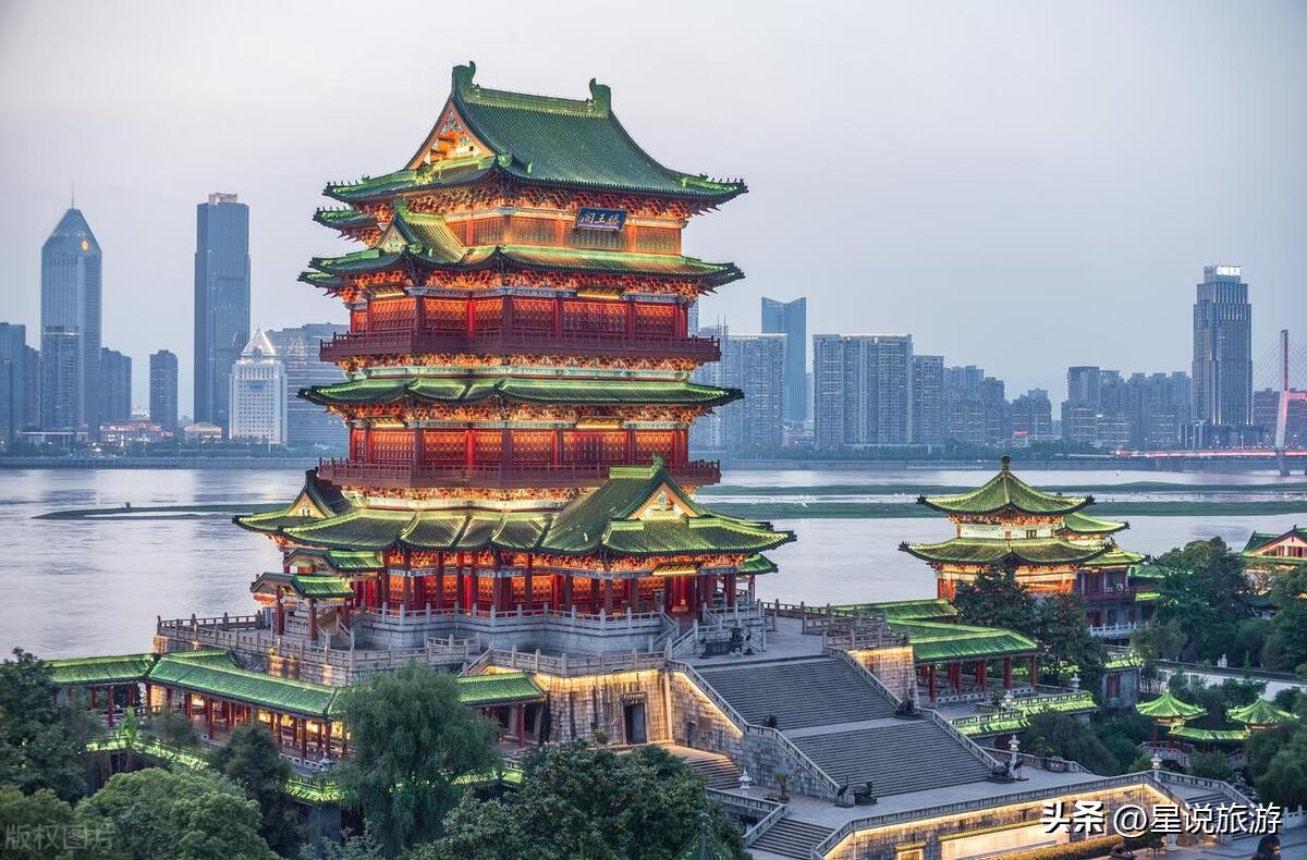 黄鹤楼滕王阁岳阳楼蓬莱阁哪个高,黄鹤楼岳阳楼滕王阁鹳雀楼都在哪