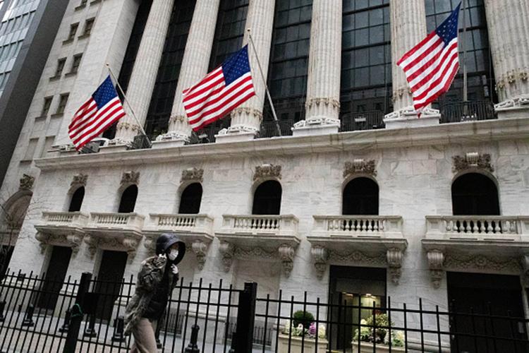 美媒美国国债首次突破30万亿美元,中国最近买美国债券最新信息