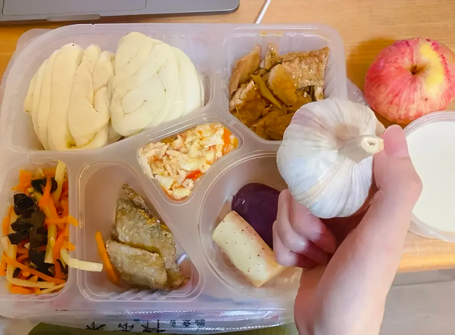 美国飞机餐,看美国飞机