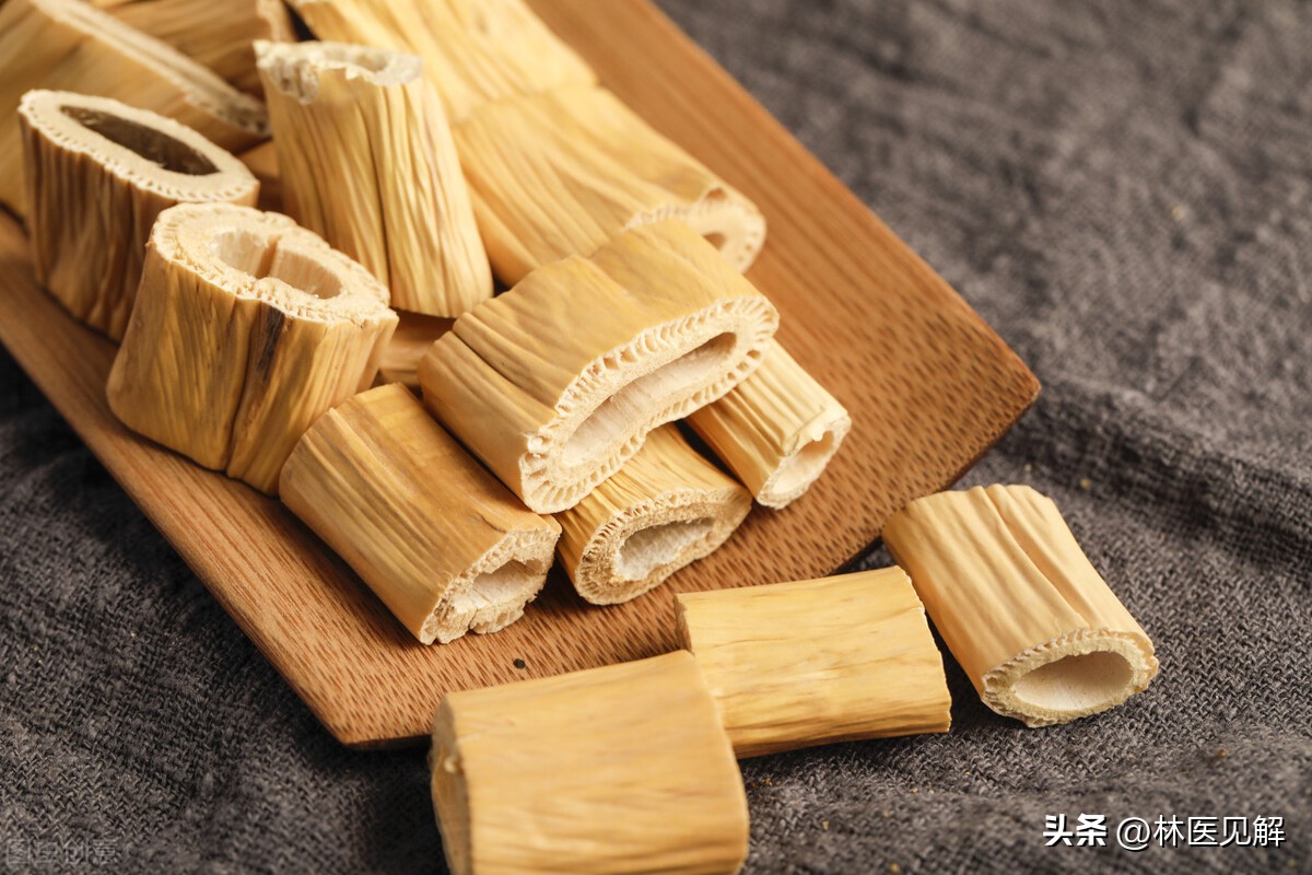 湿热下注膀胱引起前列腺炎的药方,中医治疗前列腺炎以利尿通淋为主