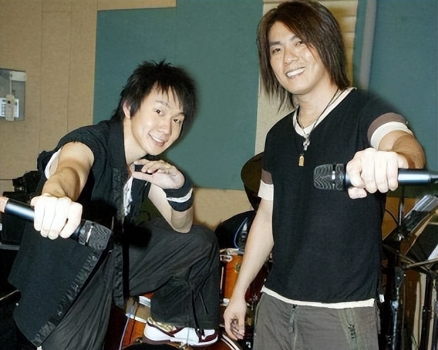 林俊杰喜欢田馥甄还是金莎,音乐才子林俊杰和田馥甄