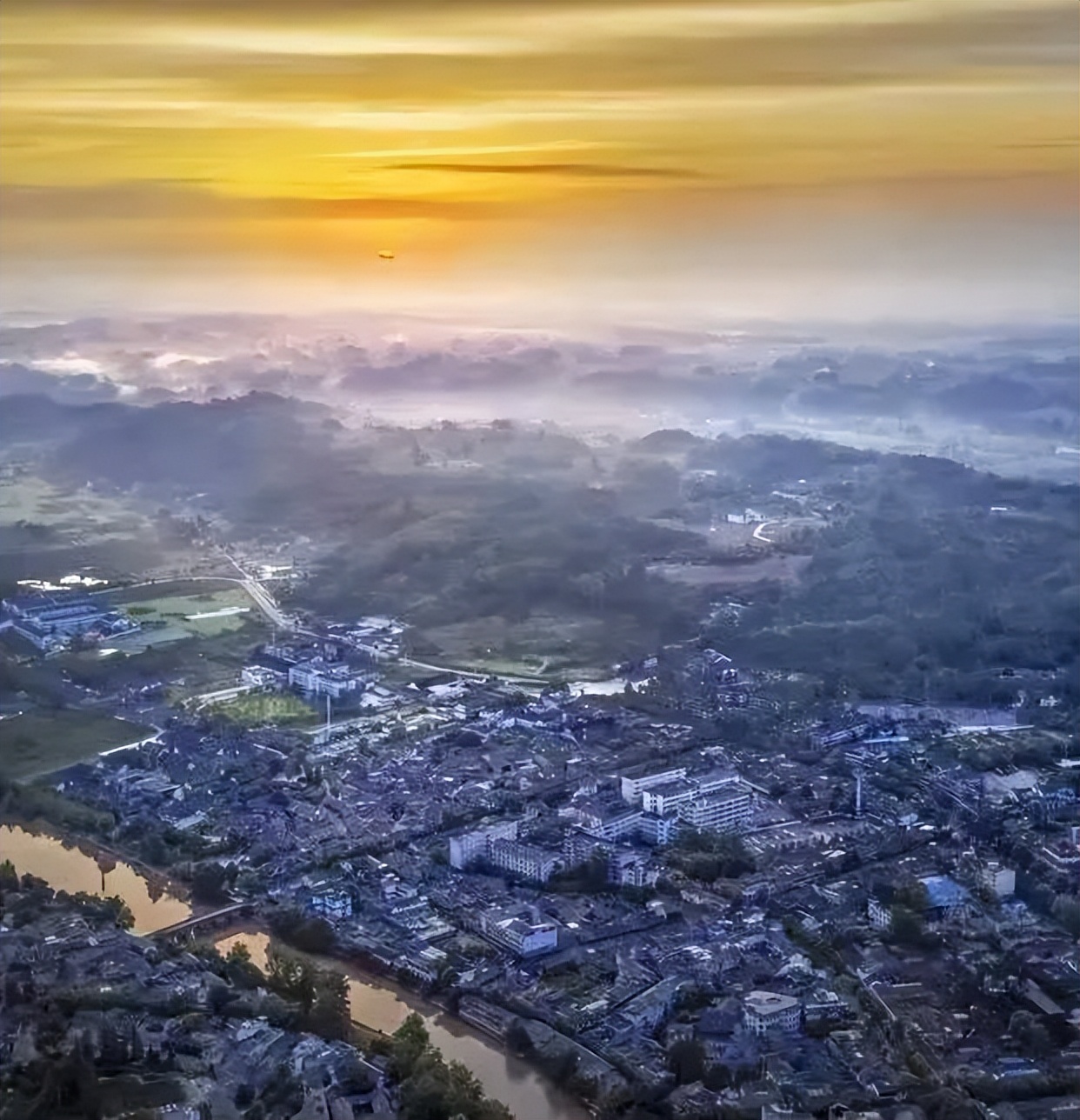 六月一起去邛崃逛古镇看云海日出共赴萤火虫之约