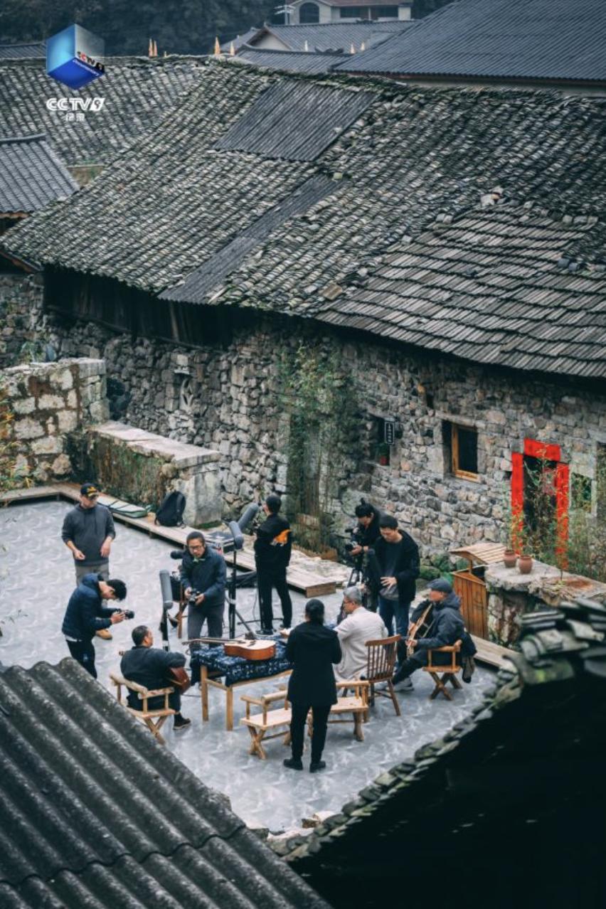 看千里江山朗诵,看千里江山赏华夏山水