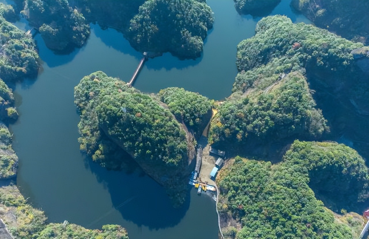 江西4a级旅游景区排名前十,江西一小众景点景色不输黄山