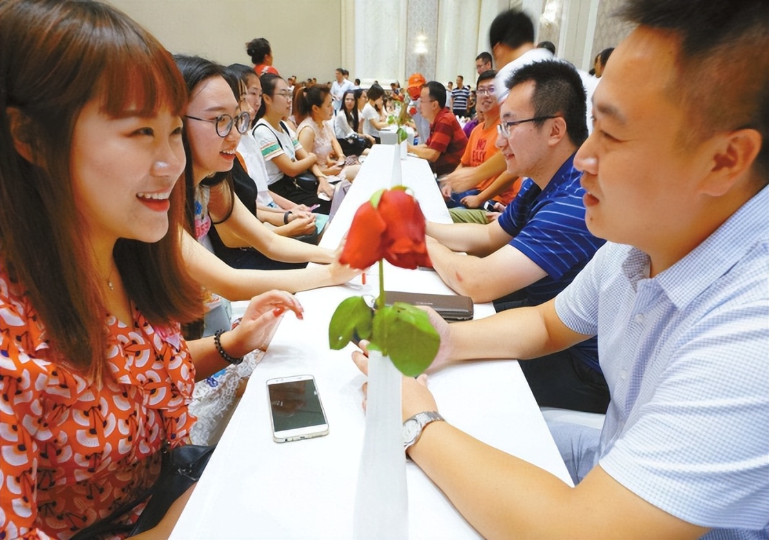 打着交友的幌子线下介绍对象平台,打着知己的幌子搞暧昧