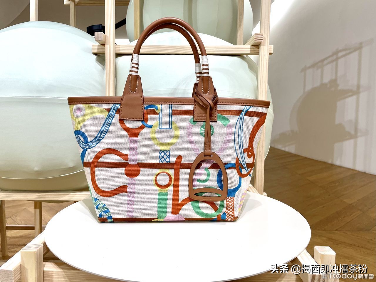 爱马仕凯莉包细节图,爱马仕凯莉包款式图片与价格