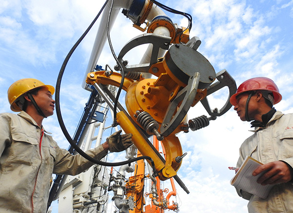 2030年中国gdp超过美国,中国gdp什么时候能超过美国