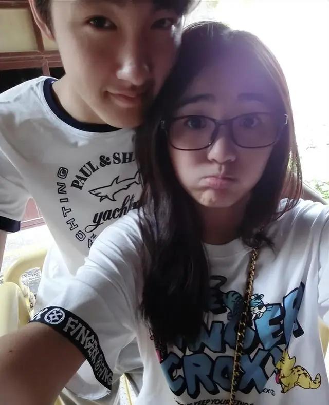 刘纯燕女儿官宣怀孕,刘纯燕的女儿现在怎么样了