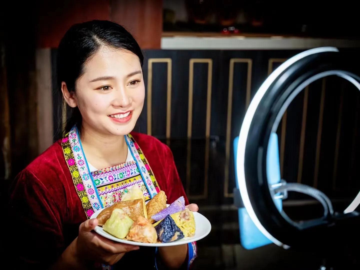 贵州姑娘90后创业,广西90后女生创业