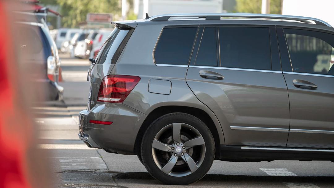 高尔夫大众汽车多少钱一台,奔驰gle300新款二手车价格多少钱