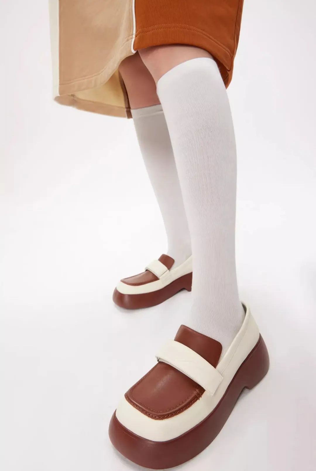 美拉德风格鞋,美拉德鞋是什么颜色