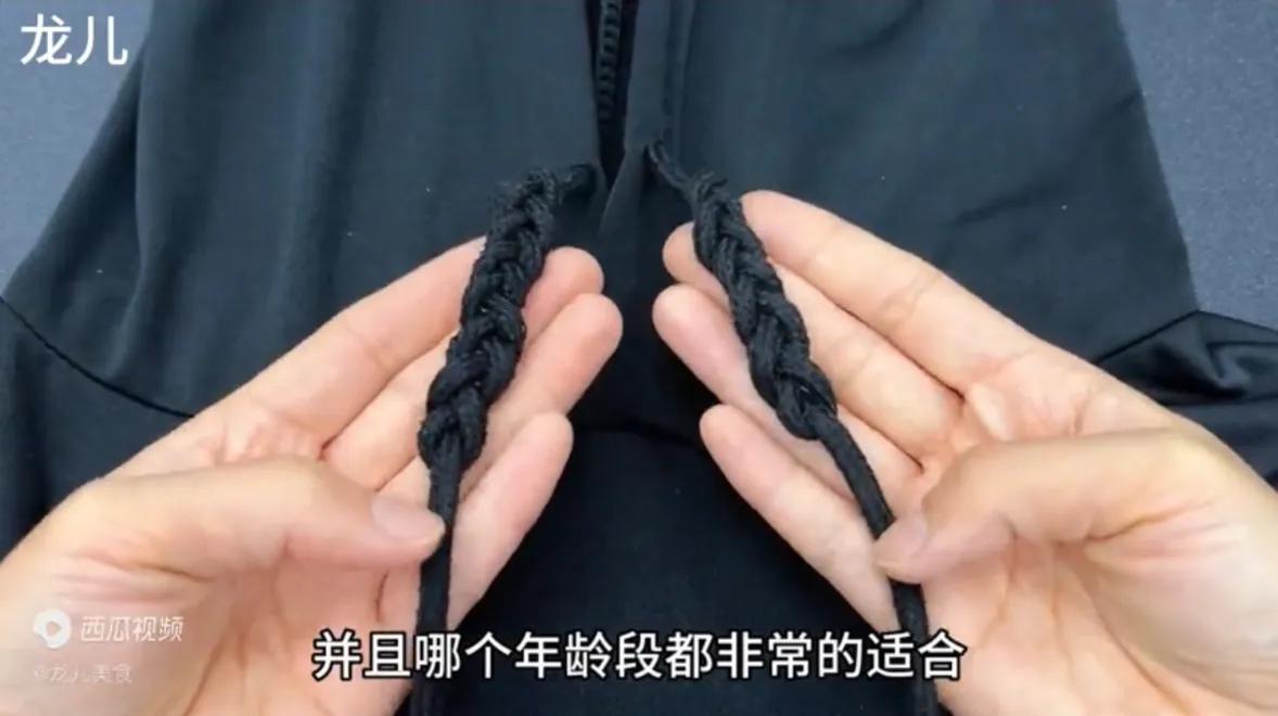 超流行的卫衣绳打结方法,卫衣绳子花样打结法