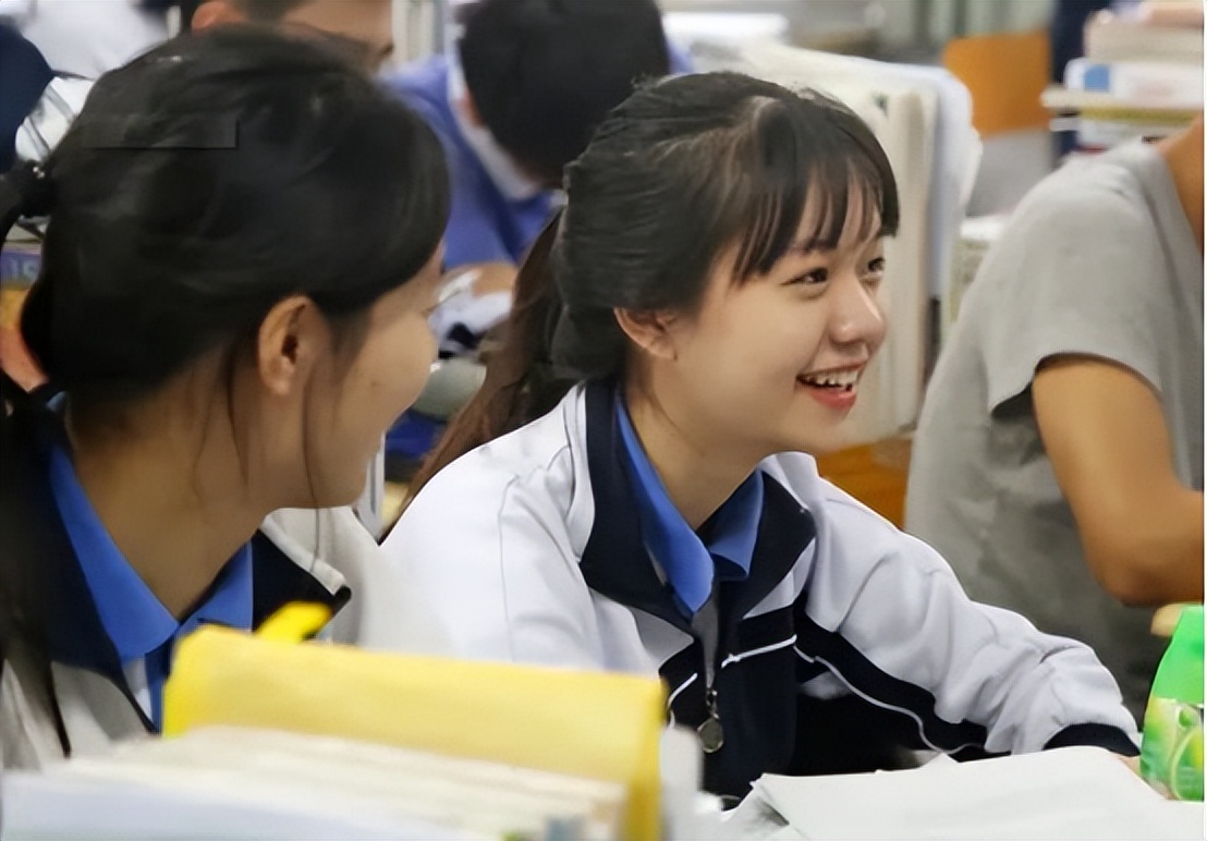 全民学霸快速提升成绩,怎样才能提升成绩当上学霸