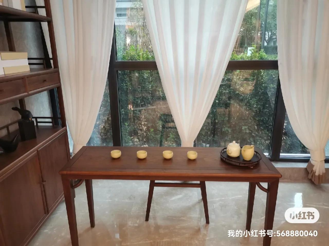 新中式与轻奢结合时尚感强烈,轻奢家新中式