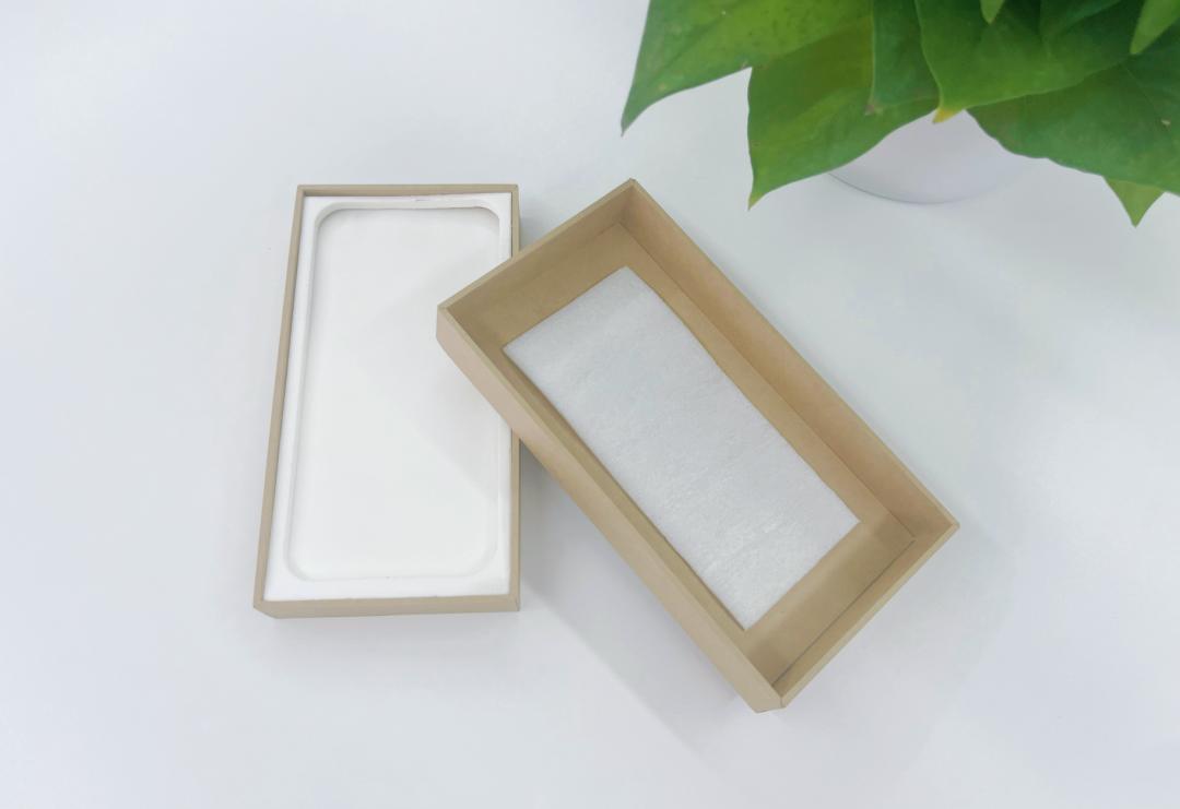 每分钟100万个塑料瓶被买走！蒙牛雀巢绿色变装挑战，物流来支招