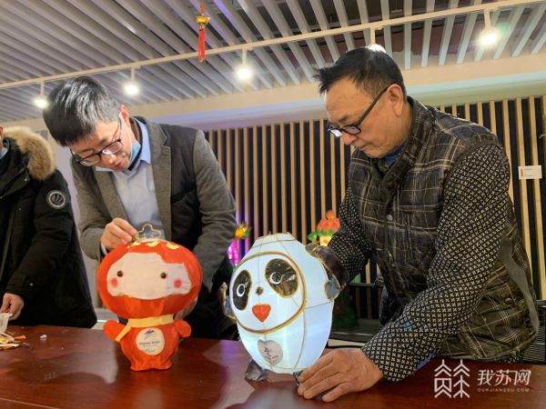 冰墩墩元宵花灯手工制作,简单又好看的冰墩墩花灯