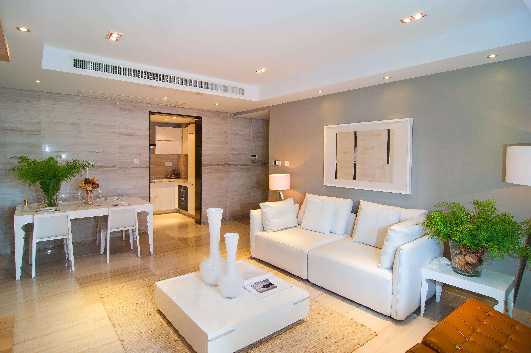 中央空调普通空调哪个费电,家用中央空调电费大概一天多少钱