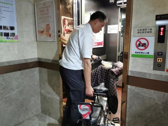 电动车上路迎来“2禁”管理,电动车上路实行“3禁1罚”