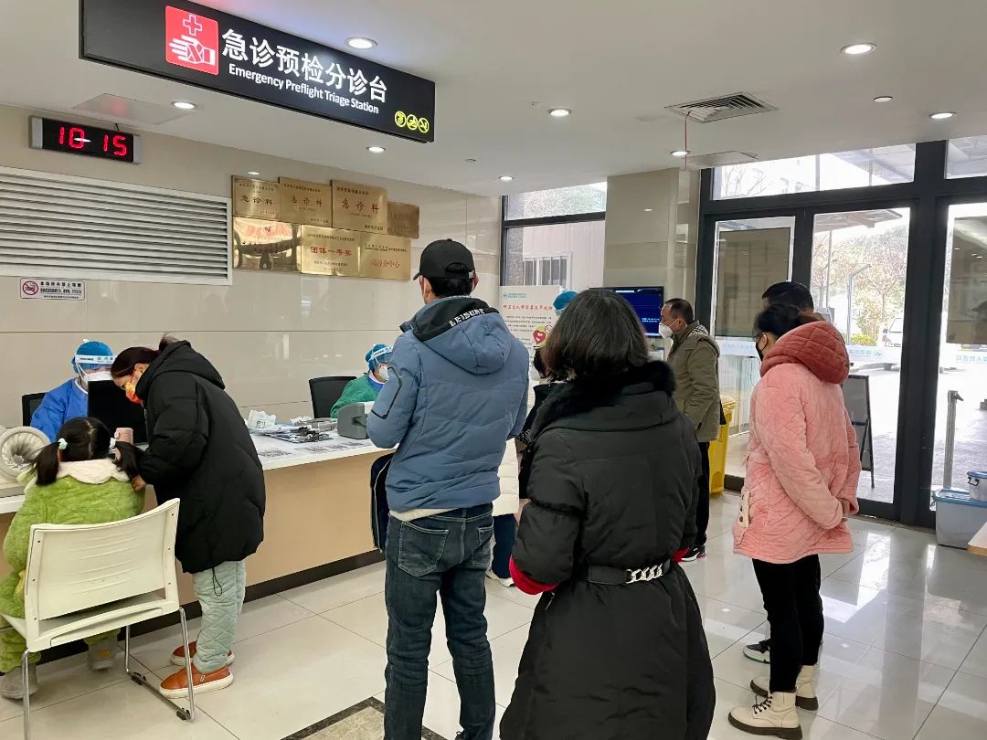 感谢抗疫各个志愿者辛苦付出句子,医者仁心感谢医护工作者一路坚持