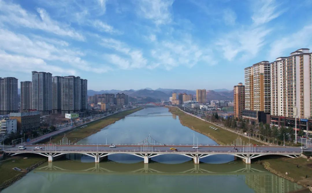 成县，蝶变中的幸福城