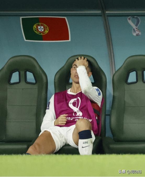 c罗发怒佩佩染红离场视频,c罗发怒任意球