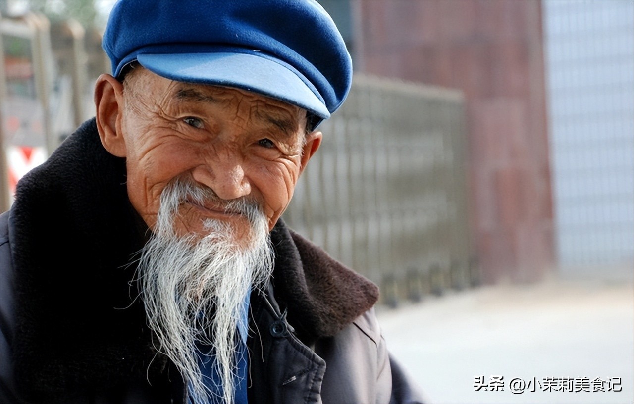 人脸上28项关于寿命的特征,长寿的人脸上5个特征