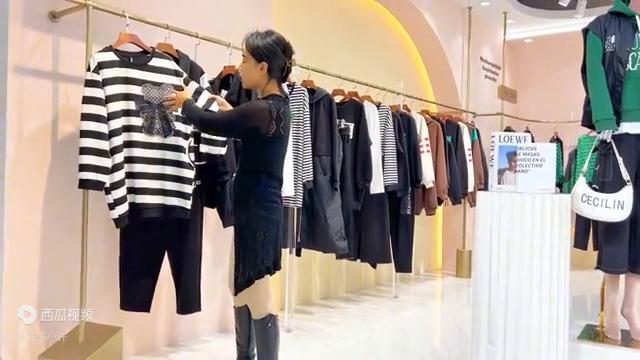 典典秀新款,典典时装秀