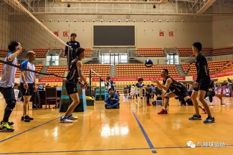 气排球二次球转移进攻战术,气排球比赛战术训练视频