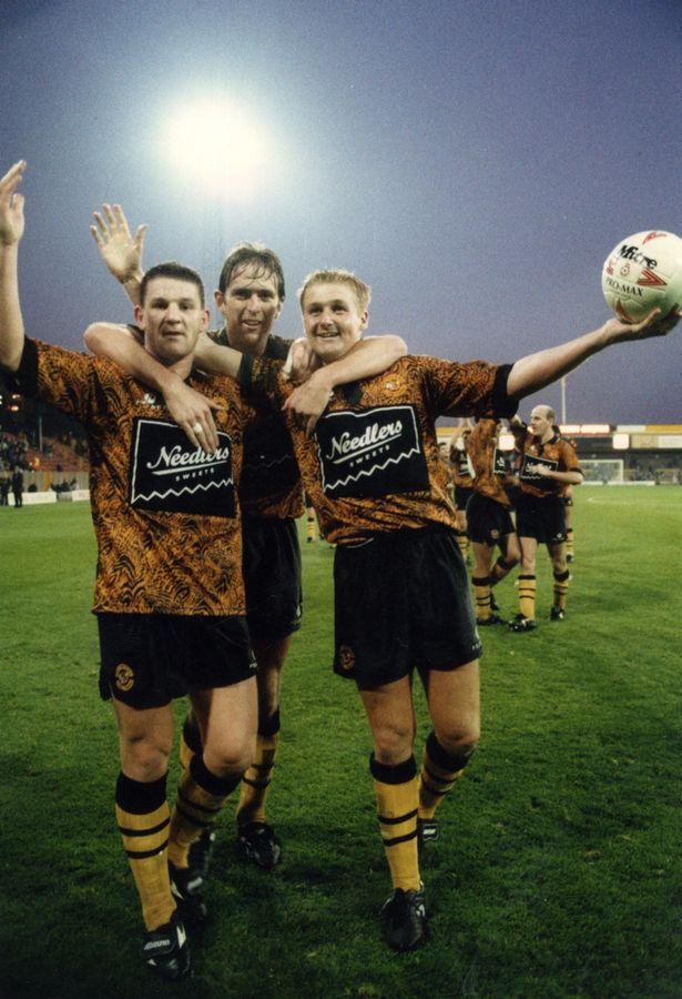 加斯科因挑球过人视频,加斯科因踩球过人