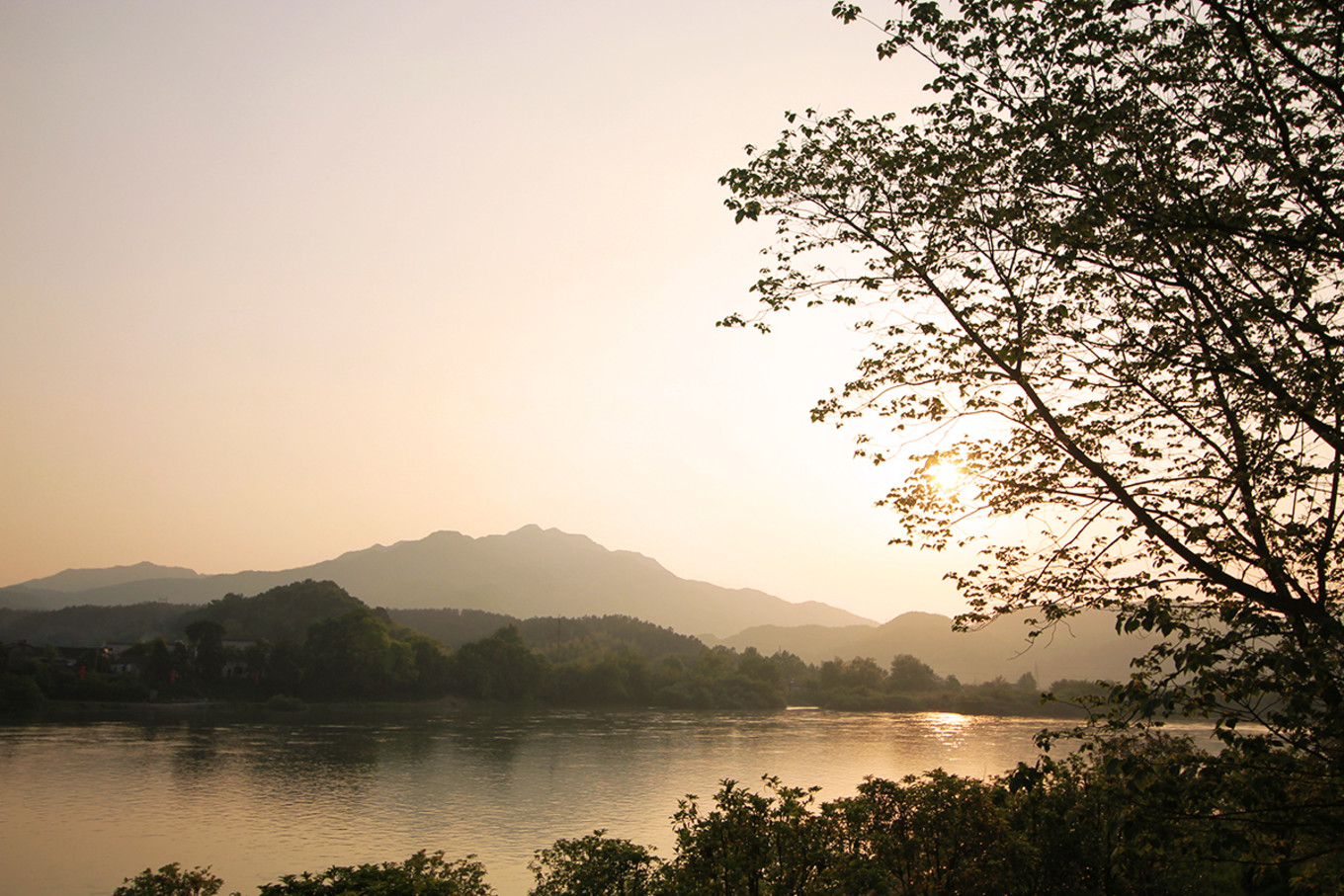 我为什么推荐你一定考北邮,我为什么建议你来北上广深奋斗