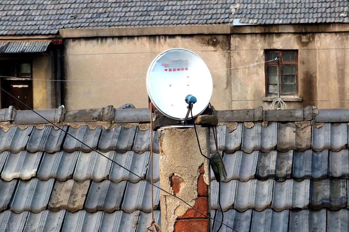 农村用锅盖的电视能在城里用吗,农村电视锅盖安装违法吗