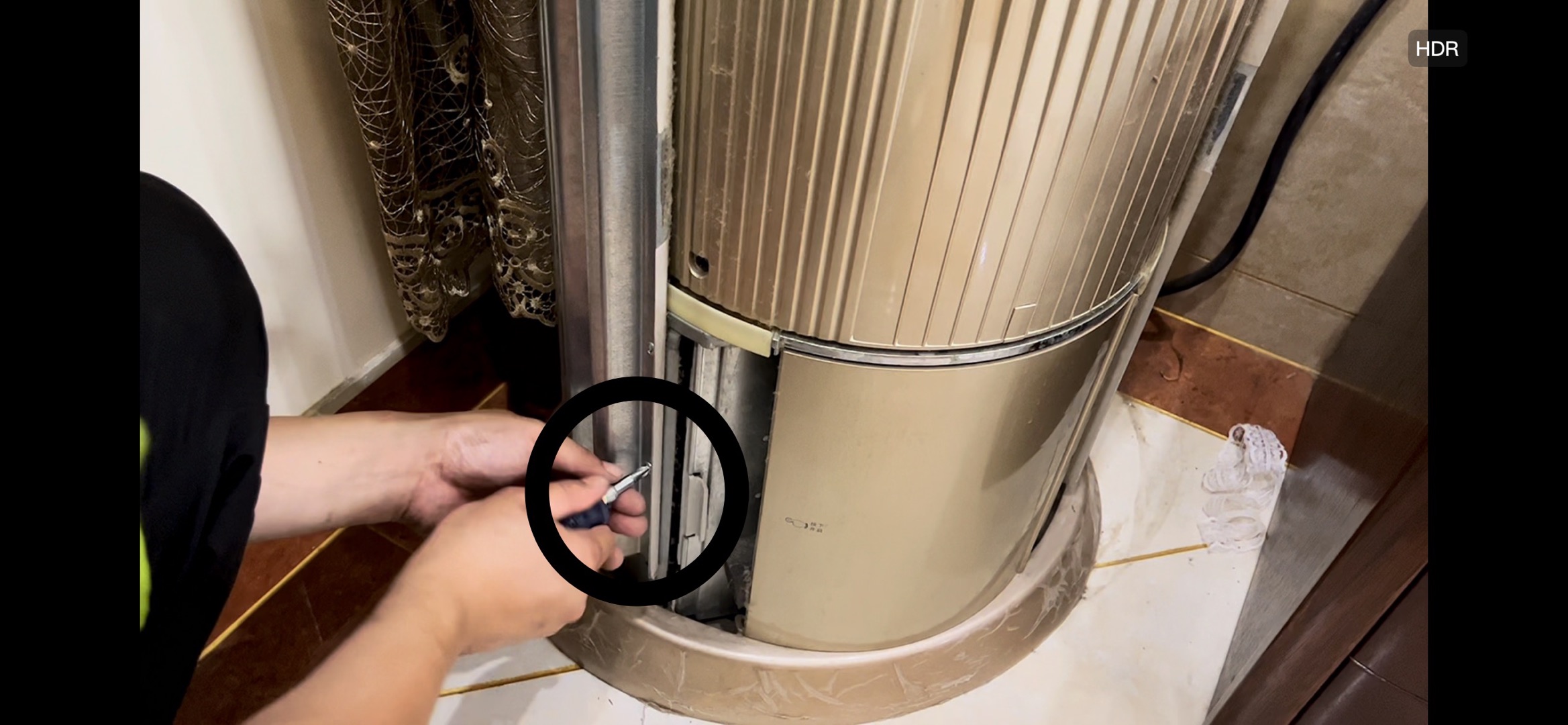 格力铂圆柱空调过滤网怎样取,格力圆柱i铂空调拆卸视频教程