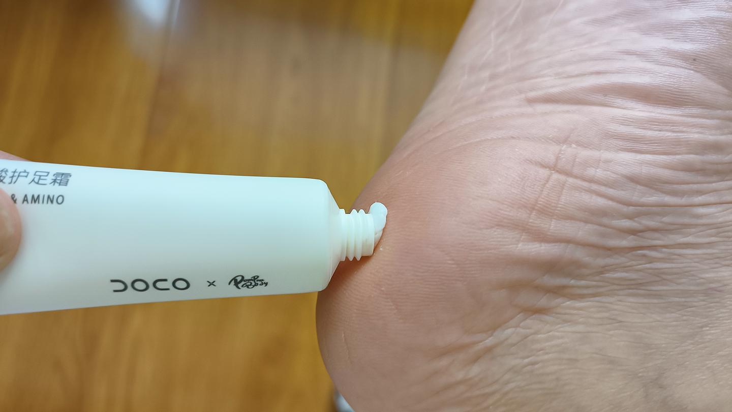 有了它终于不用当抠脚大汉了——DOCO电动修足器