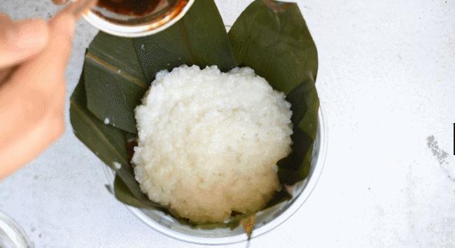 手残党怎么包四角粽子,六个月以上宝宝粽子做法