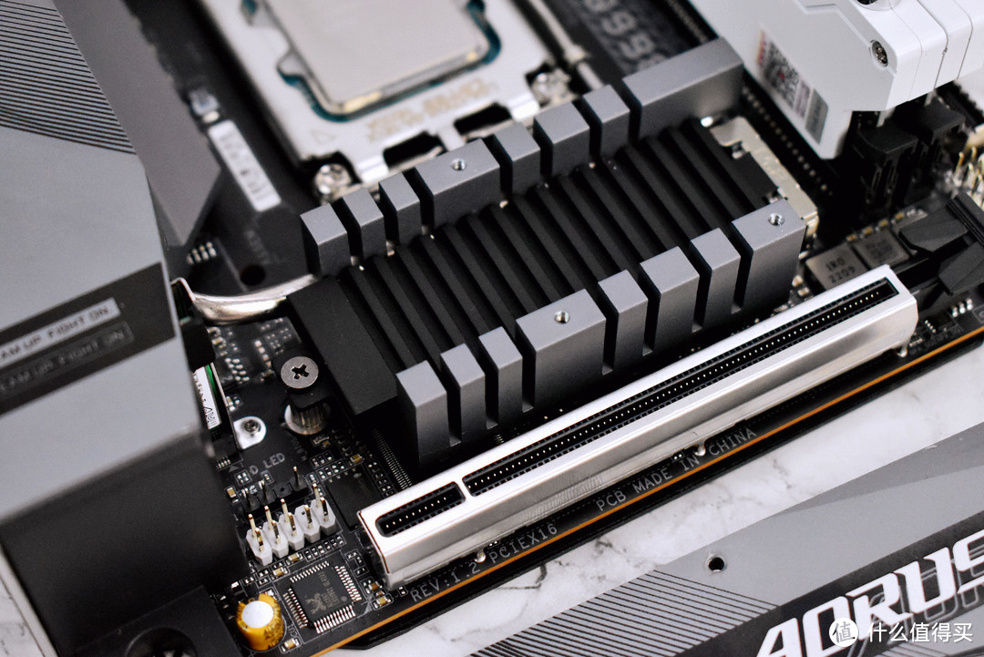打造小钢炮,技嘉b660小雕主板接口解析