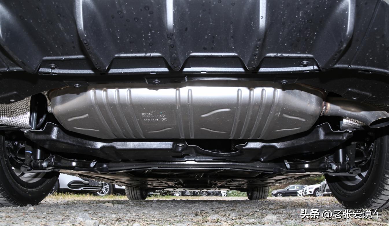 奔驰a级2012款a2502.0l自动,奔驰a级2013款a2602.0t自动